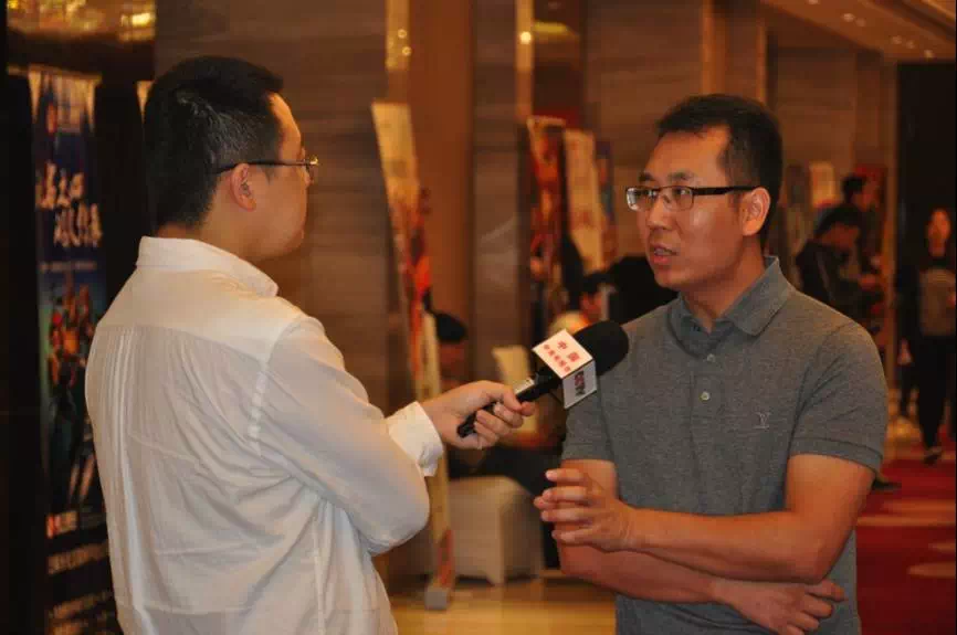 中手游董事长兼首席执行官肖健接受央视记者的专访